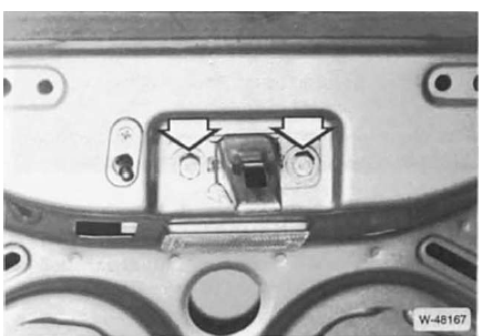 BMW5 Reparaturanleitung. Heckklappe einpassen