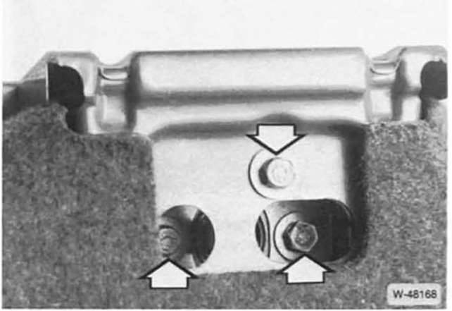 BMW5 Reparaturanleitung. Heckklappe einpassen