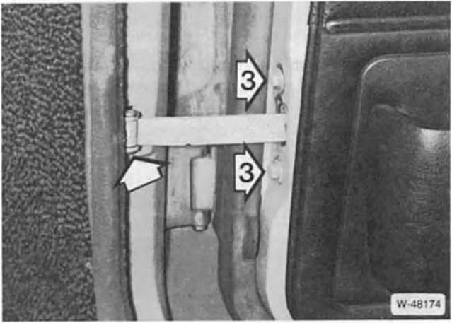 BMW5 Reparaturanleitung. Tür aus- und einbauen/einpassen